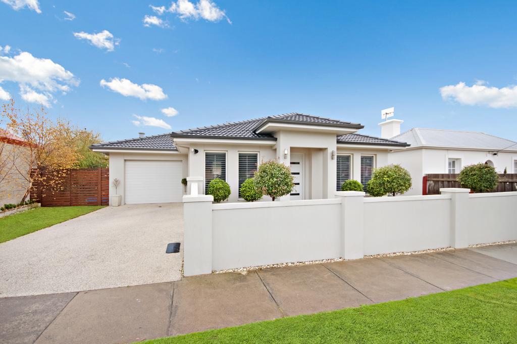 Central Warrnambool Townhouse Номер фото